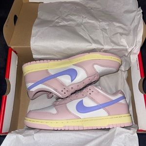 Womens Nike Dunk Low